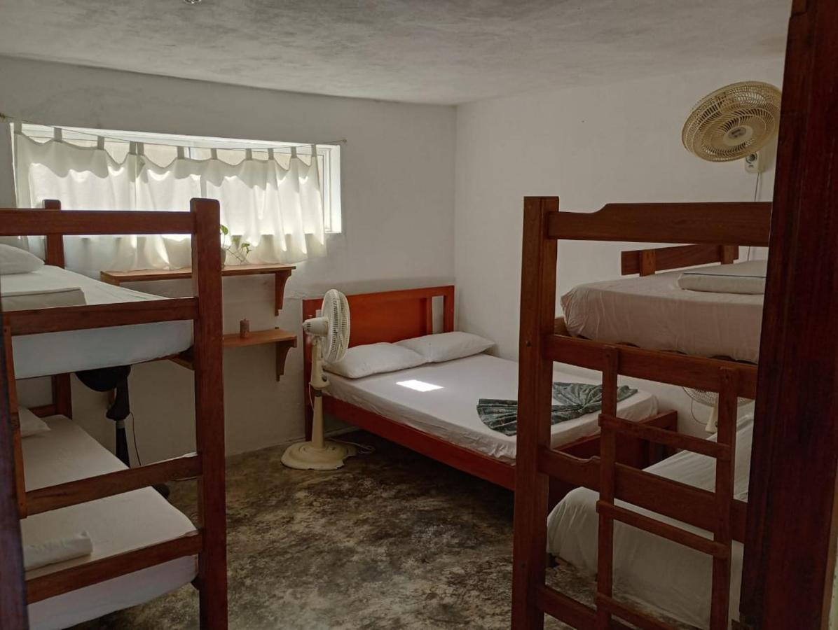 Sol Y Mar Hotel Puerto Limon Exterior photo